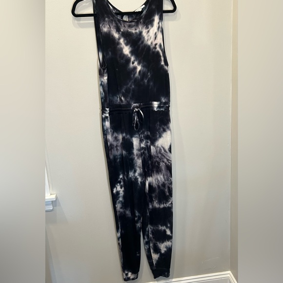 Black tie-dye Jumpsuit with elastic adjustable waist and pockets - Picture 3 of 6